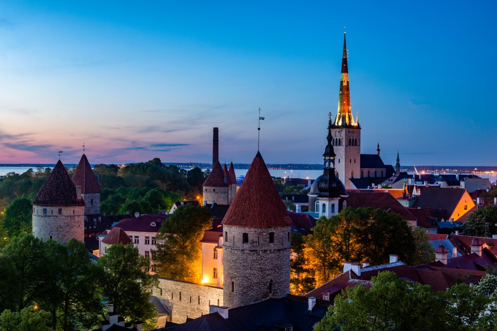 Tallinn-blue-hour-1024x684 Mixed Lighting in Landscape Photography